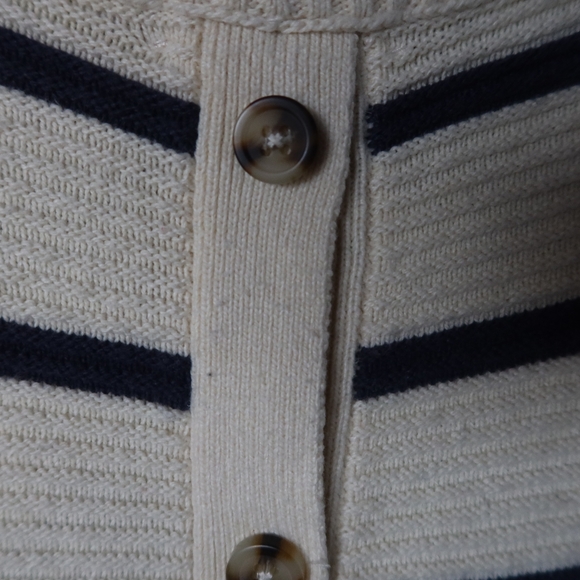 Madewell Striped Cream Blue Button Back Crew Neck Sweater Size Small - Picture 10 of 12